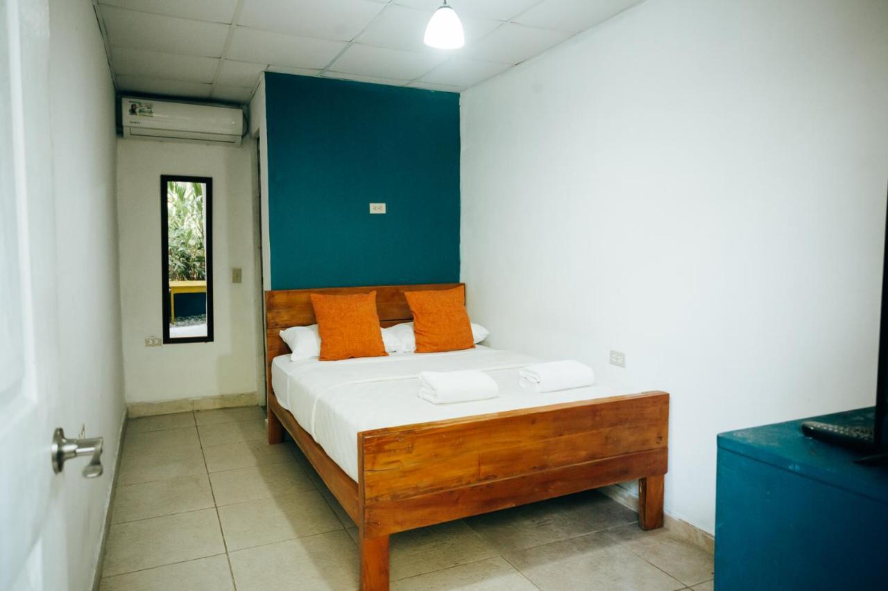 Hostal & Cafe Travelers Santiago de Veraguas Exterior foto