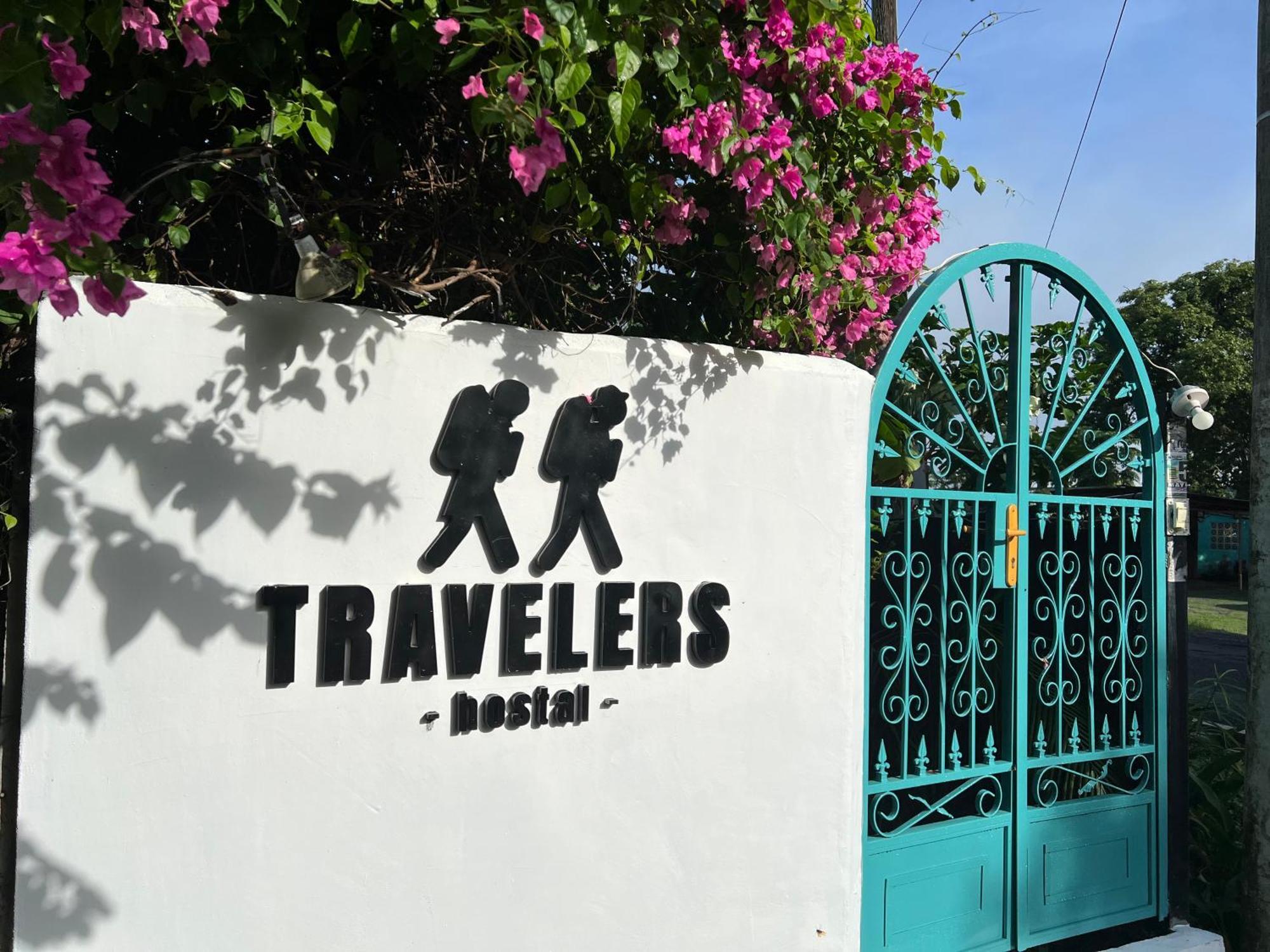 Hostal & Cafe Travelers Santiago de Veraguas Exterior foto